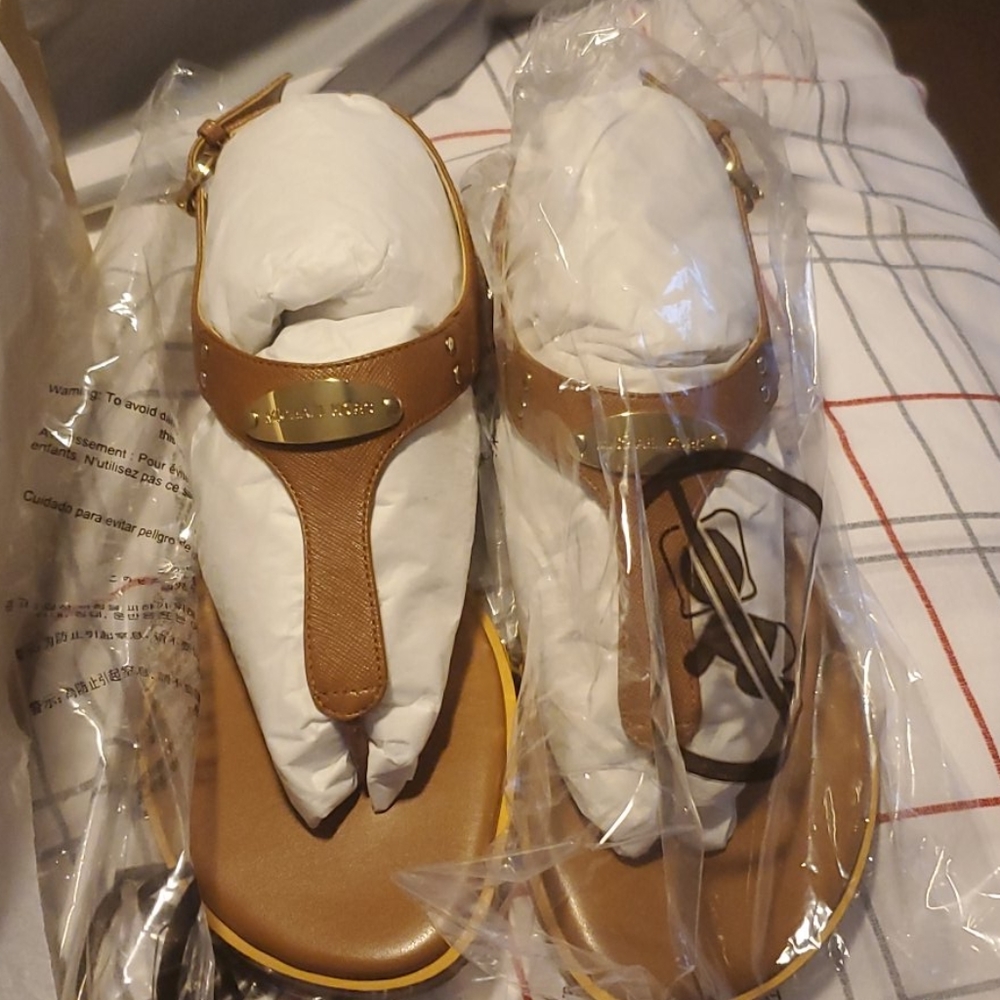 Michael Kors Sandles
